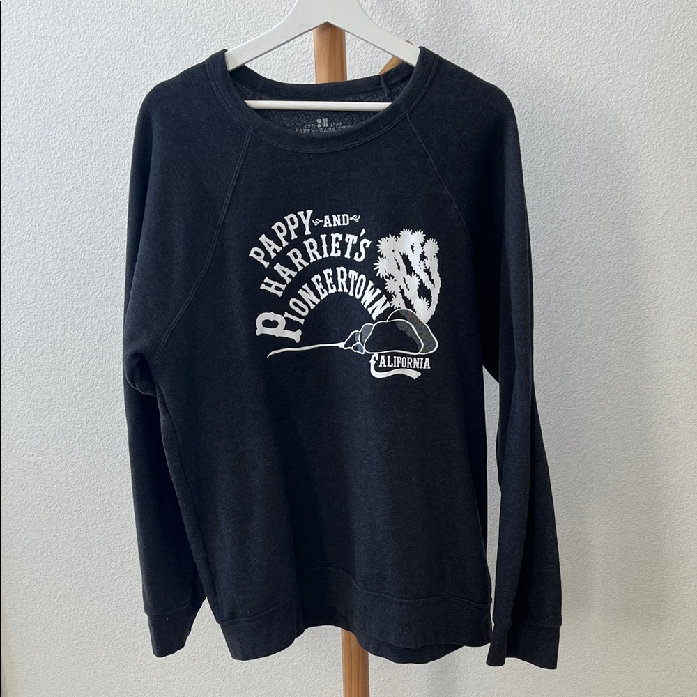 Black Graphic Women's Sweatshirt